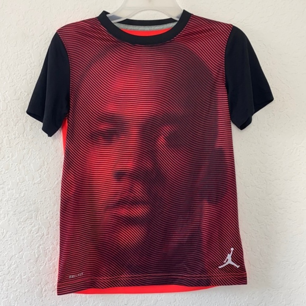 Boys Air Jordan Dri-Fit Shirt Size M